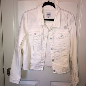White jeans jacket distressed